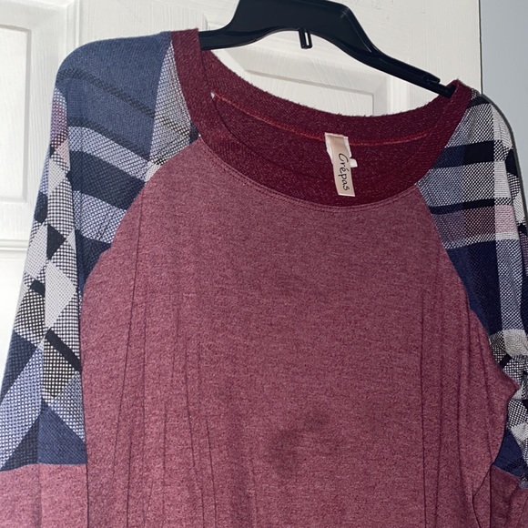 ❌DONATED❌Burgundy Plaid Insert Detail Loose Fit Long Sleeve Top - Picture 4 of 11
